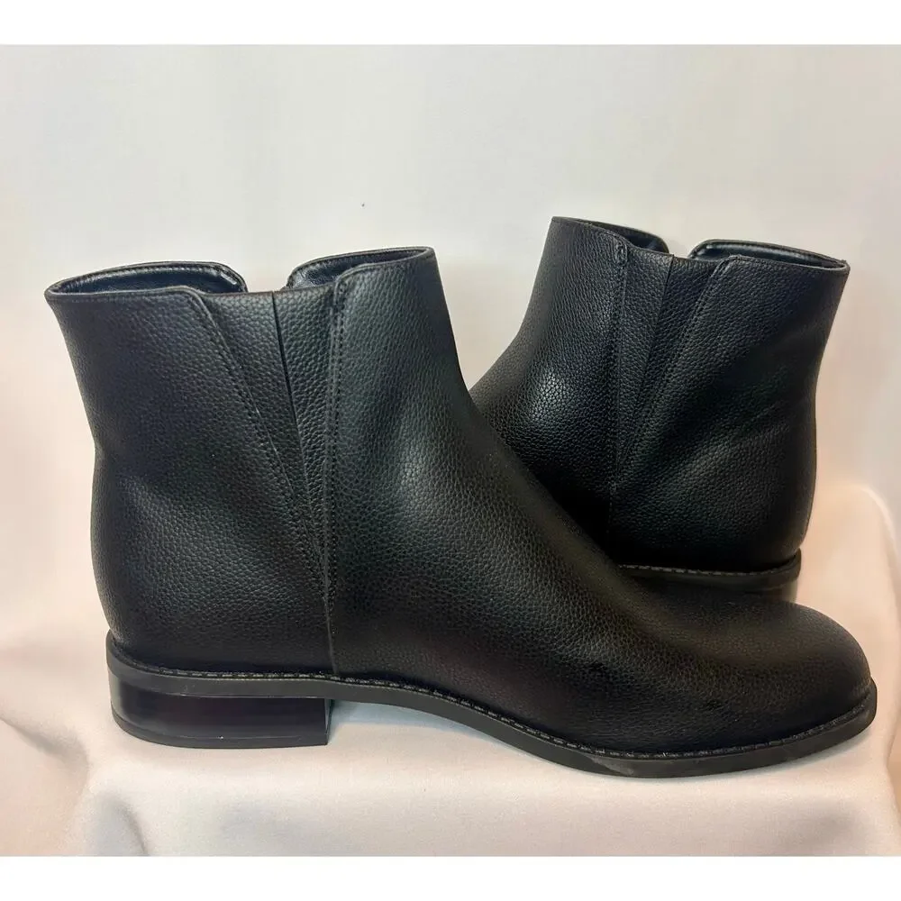 Michael Kors Britt Ankle Bootie. Size 9 1/2. New
